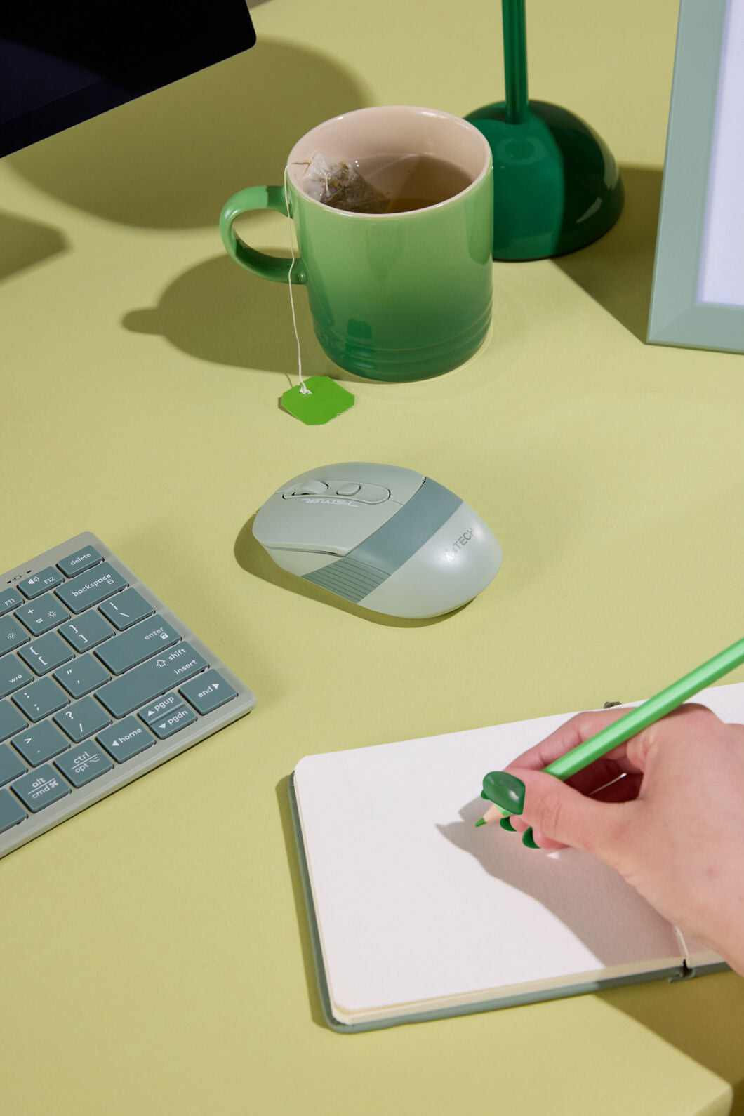 A4Tech - FB10CS Silent Office Mouse - matcha-green